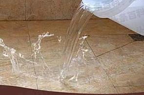 蜀山漏水维修 免砸砖防水材料该如何施工